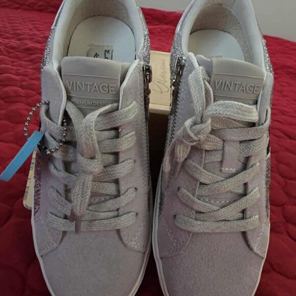 ⭐ Vintage Havana Henriette Rhinestone Star Sneakers – Size 5 – NWT  NWT! - Picture 5 of 5